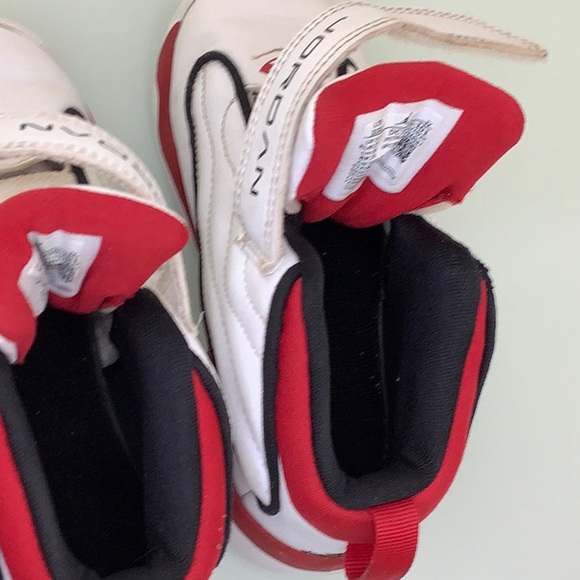 Jordan Pro Strong athletic sneakers size 10C toddler EUC - Picture 7 of 16